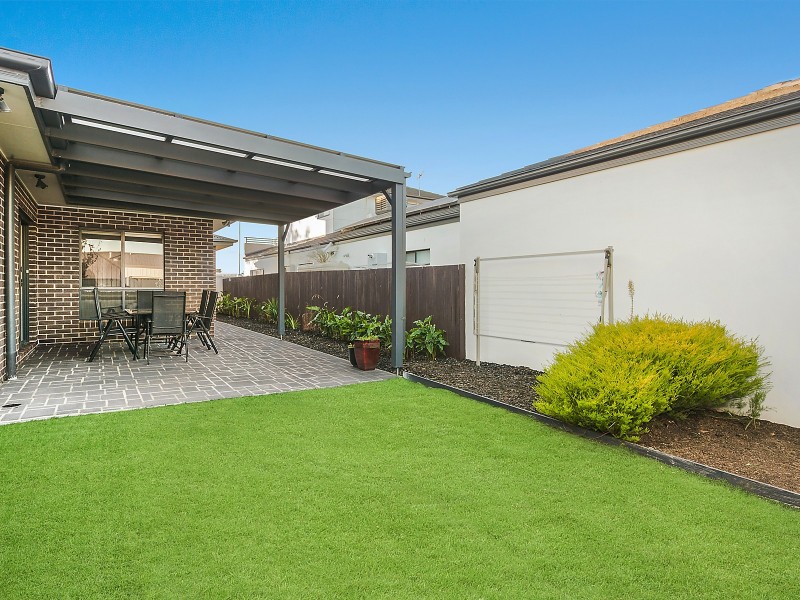 14 Oodgeroo Avenue, Franklin ACT 2913
