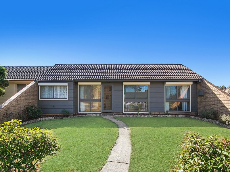 39 Kootingal Street, Giralang ACT 2617