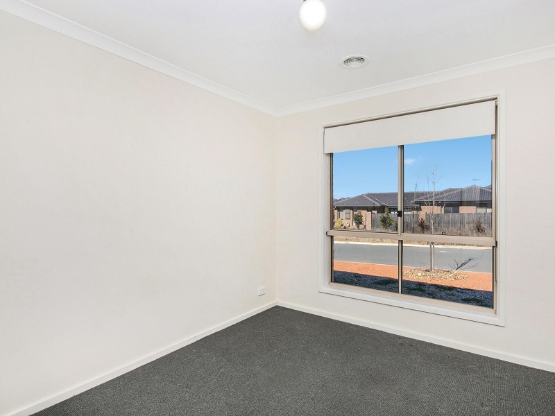 13 Roy Marika Street, Bonner ACT 2914