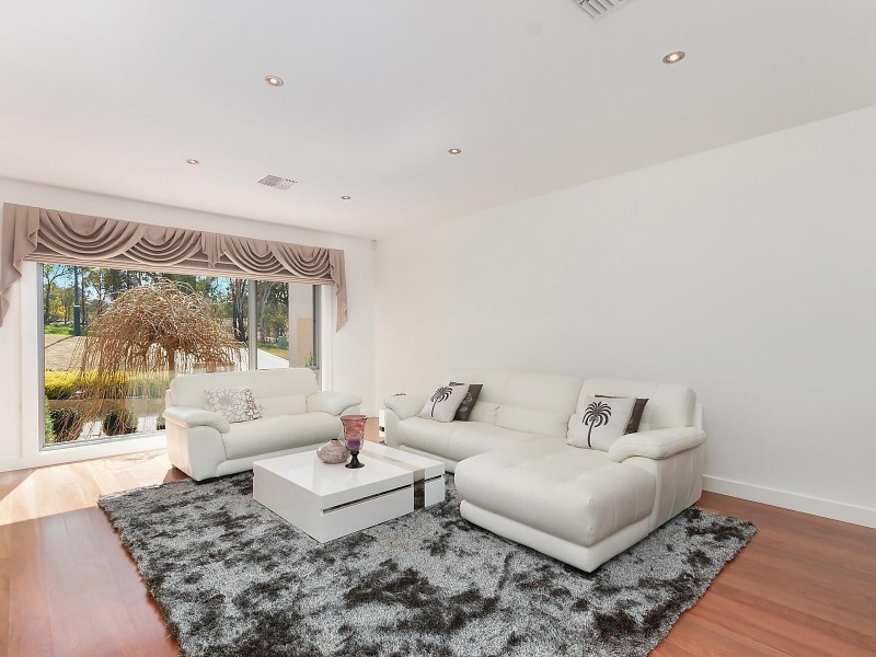 33 Doris Turner Street, Forde ACT 2914