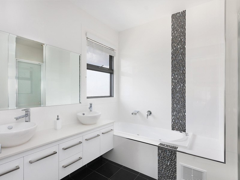 33 Doris Turner Street, Forde ACT 2914