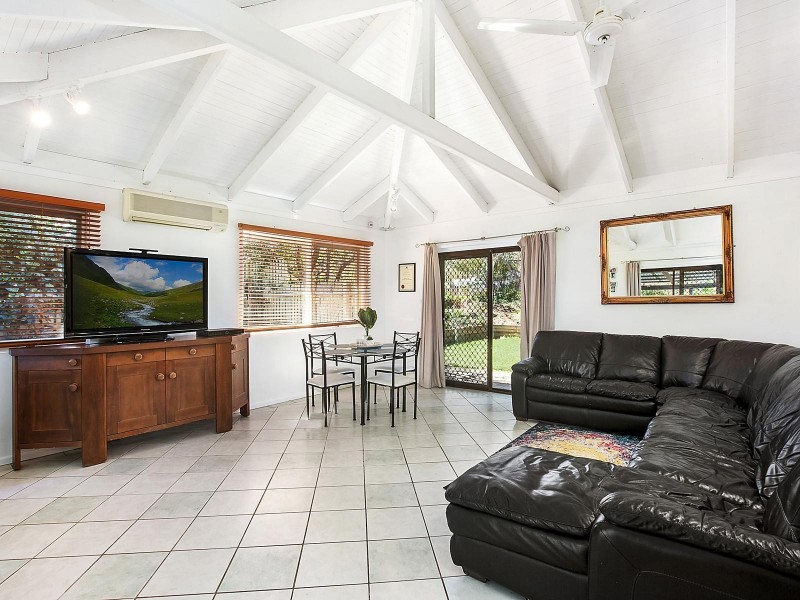 54 Osburn Drive, Macgregor ACT 2615