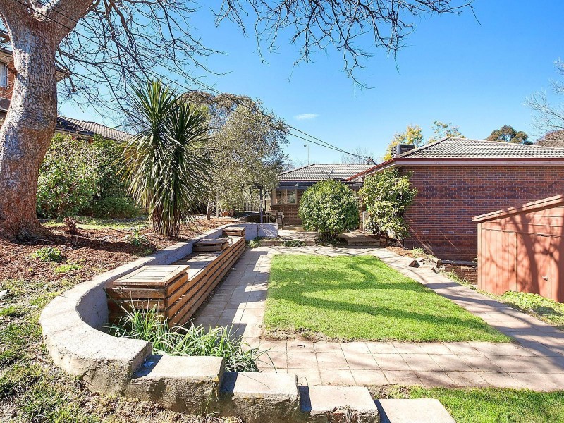 54 Osburn Drive, Macgregor ACT 2615