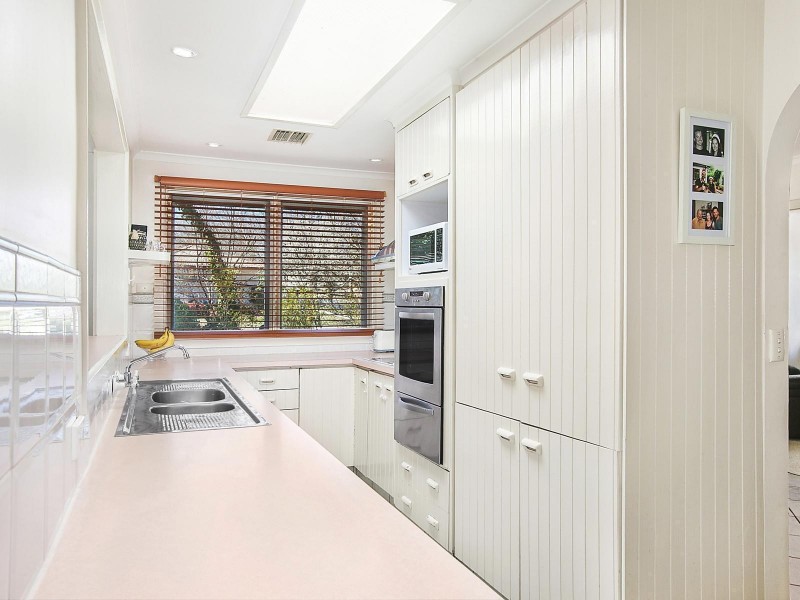 54 Osburn Drive, Macgregor ACT 2615