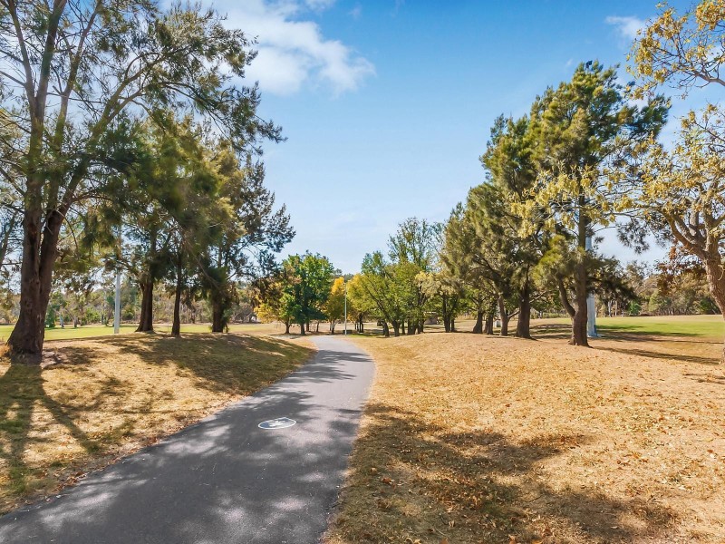 2 Darambal Street, Aranda ACT 2614