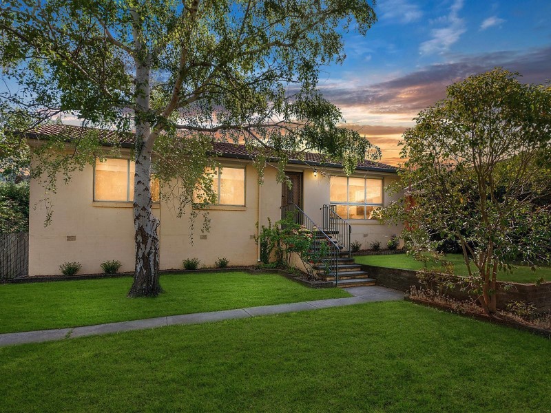 30 Blackman Crescent, Macquarie ACT 2614