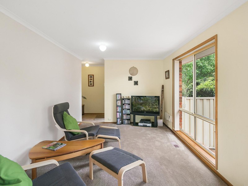 11 Lockhart Place, Amaroo ACT 2914