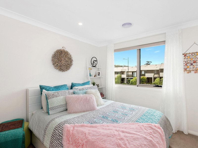 76 Plimsoll Drive, Casey ACT 2913