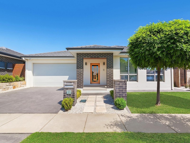 13 Jule Knight Street, Casey ACT 2913