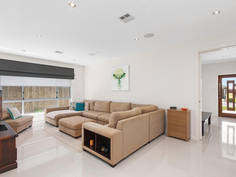 13 Jule Knight Street, Casey ACT 2913