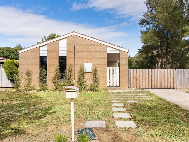 7 Book Place, Latham ACT 2615