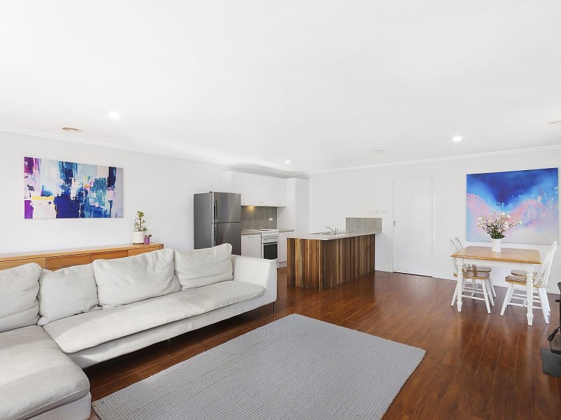 7 Book Place, Latham ACT 2615