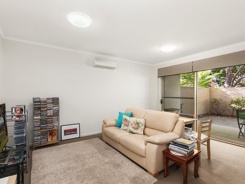 2/12 Stockdale Street, Dickson ACT 2602
