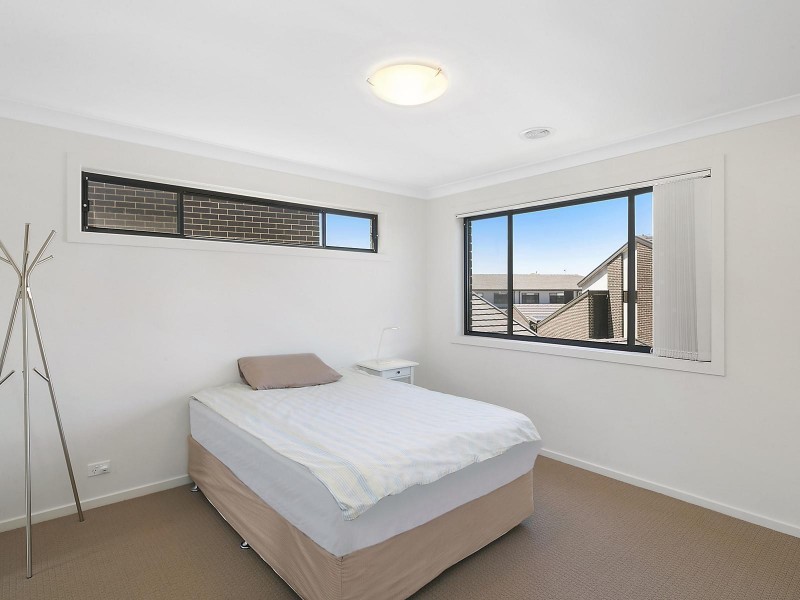 15/142 Plimsoll Drive, Casey ACT 2913