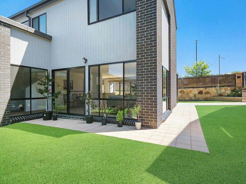 15/142 Plimsoll Drive, Casey ACT 2913