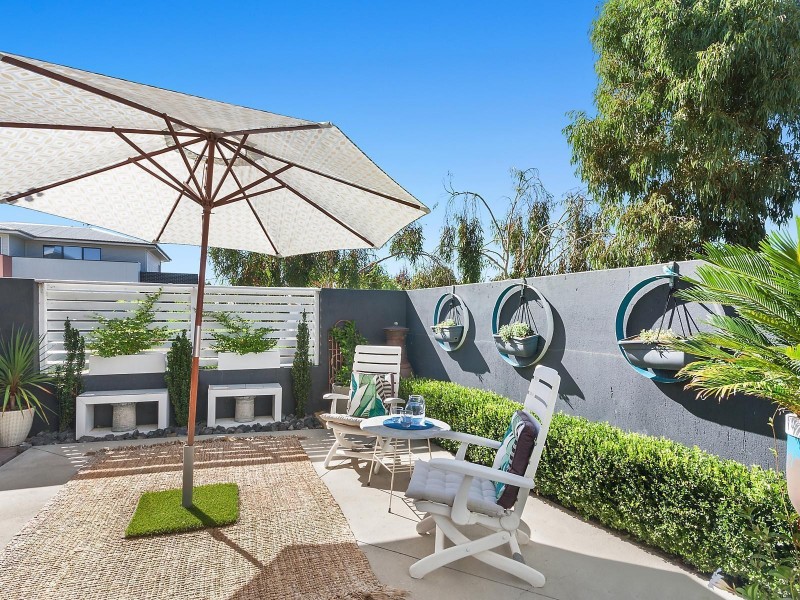 10 Whyman Lane, Forde ACT 2914