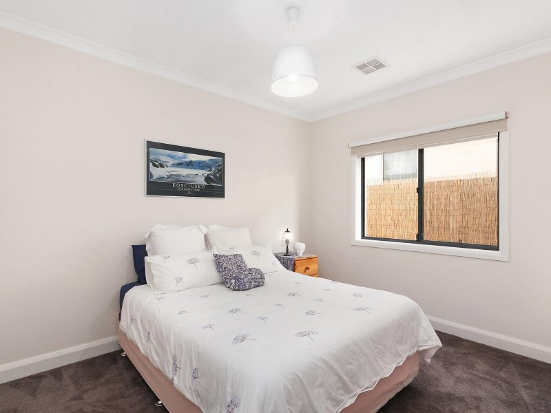 35 Quinane Avenue, Forde ACT 2914