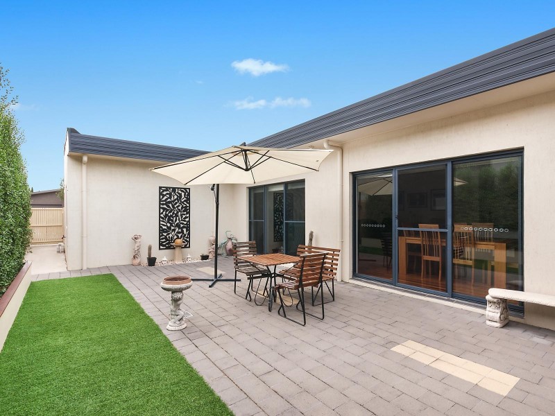 35 Quinane Avenue, Forde ACT 2914