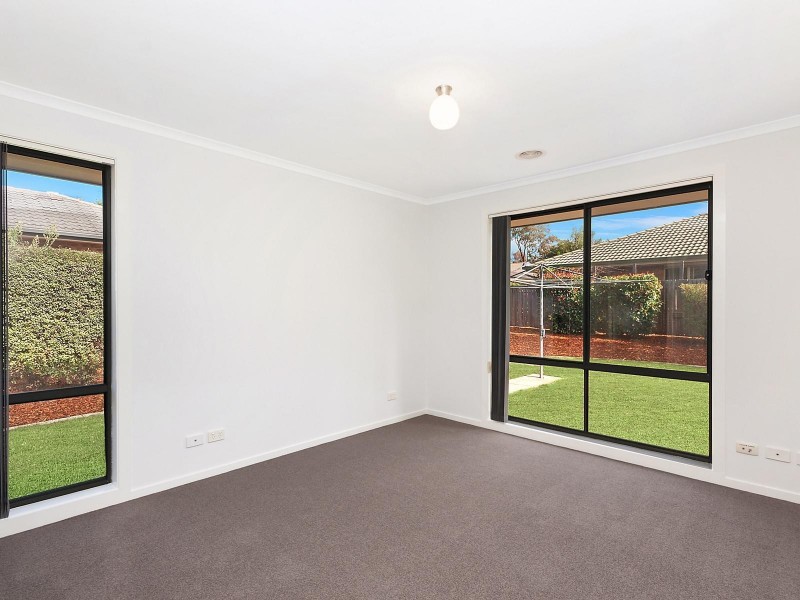 10 Cooloola Street, Amaroo ACT 2914