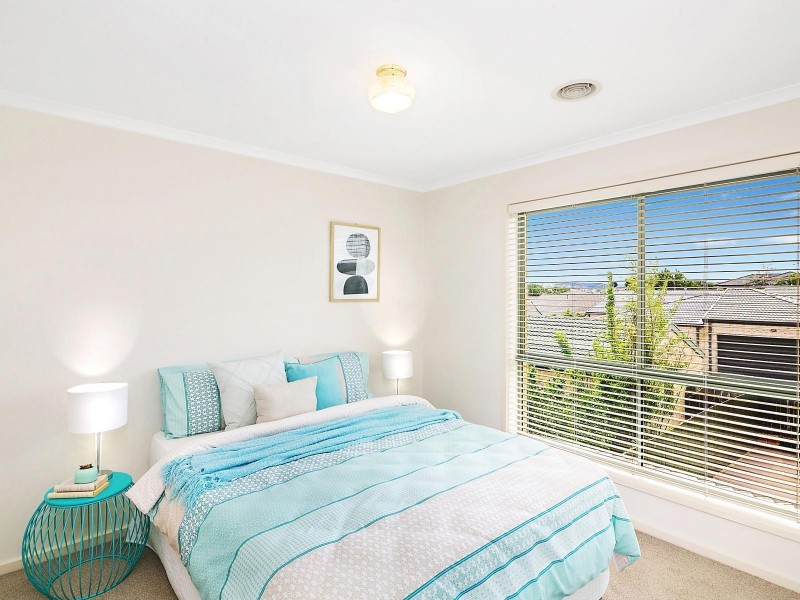 4 Tuffin Lane, Gungahlin ACT 2912