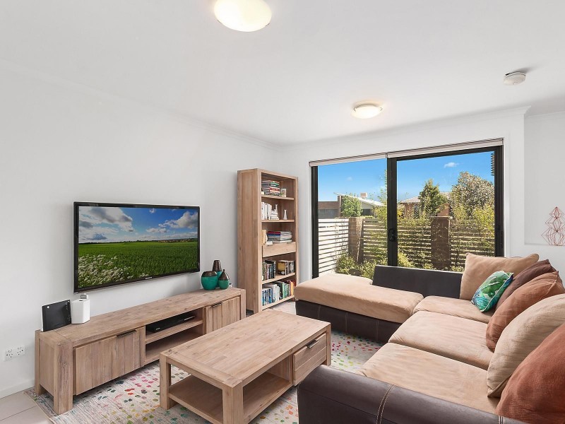 6 Joyce Bull Lane, Casey ACT 2913