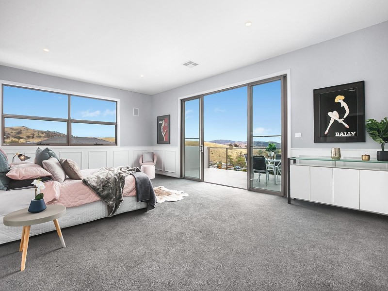 179 Waterfall Drive, Jerrabomberra NSW 2619