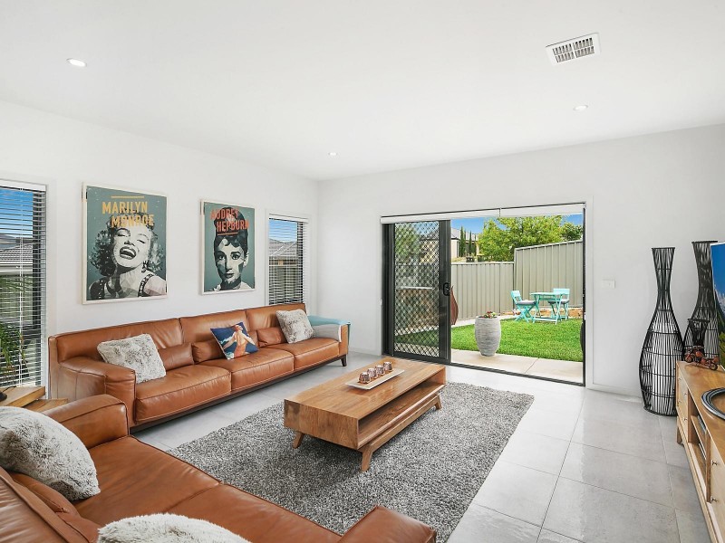 52 Bieundurry Street, Bonner ACT 2914