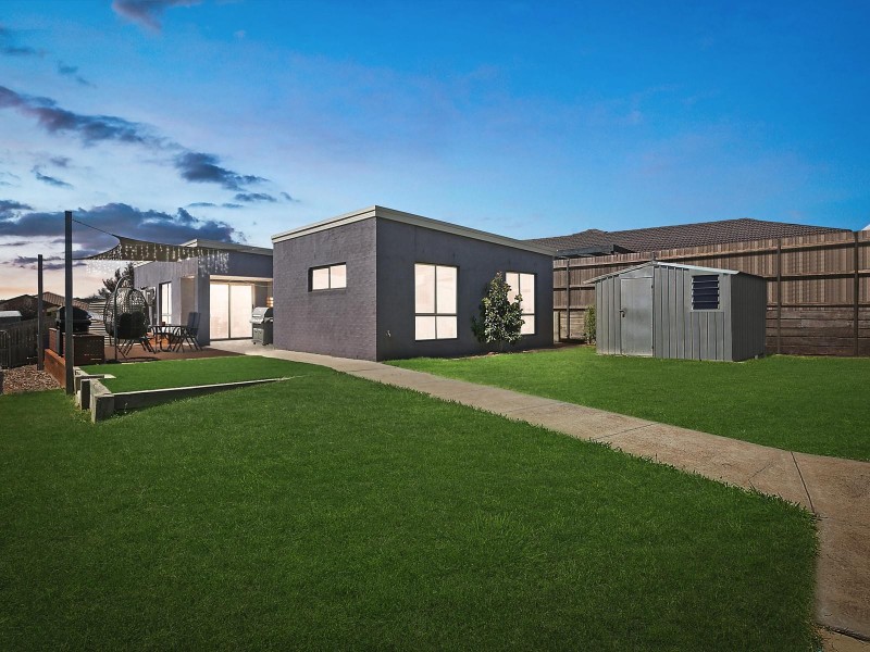 93 Macfarlane Burnet Avenue, Macgregor ACT 2615