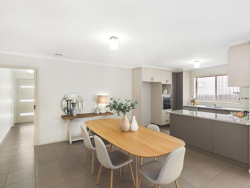 6 Hewett Crescent, Franklin ACT 2913