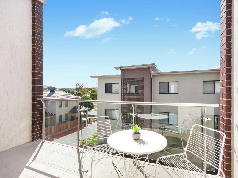 21/6 Gungahlin Place, Gungahlin ACT 2912