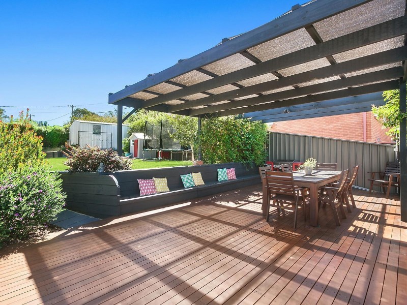 2 Holland Street, Macgregor ACT 2615