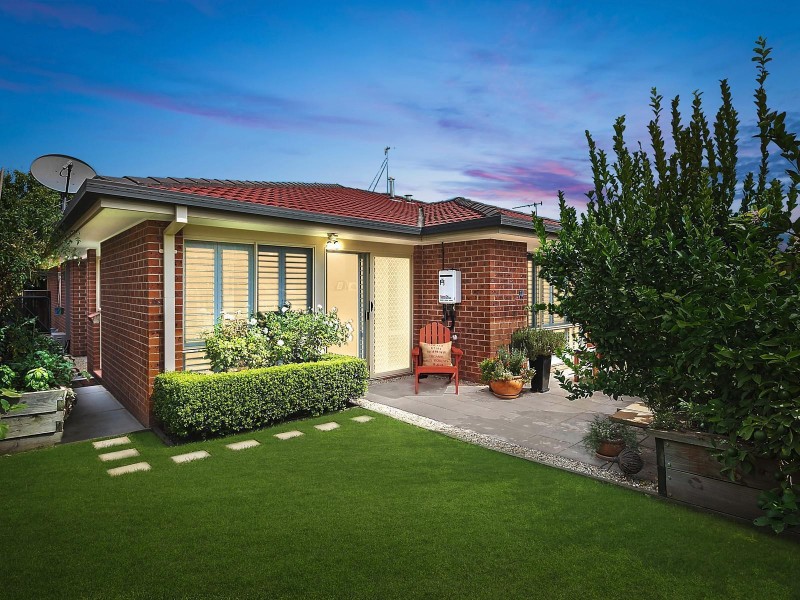 6 Marou Place, Ngunnawal ACT 2913