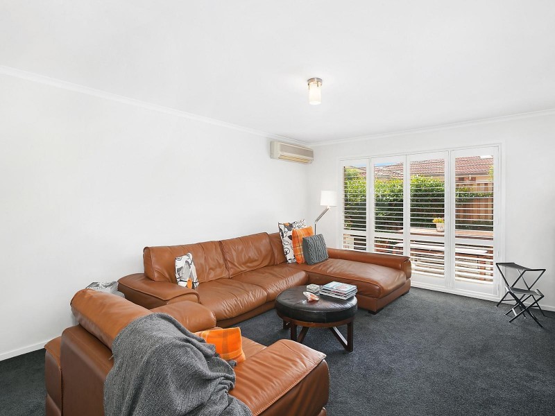 6 Marou Place, Ngunnawal ACT 2913
