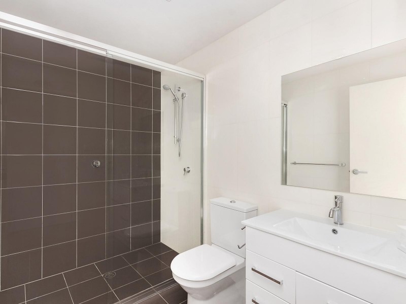 2/39 Jerrabomberra Avenue, Narrabundah ACT 2604