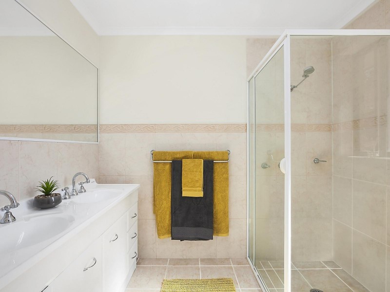 27 Delma View, Gungahlin ACT 2912