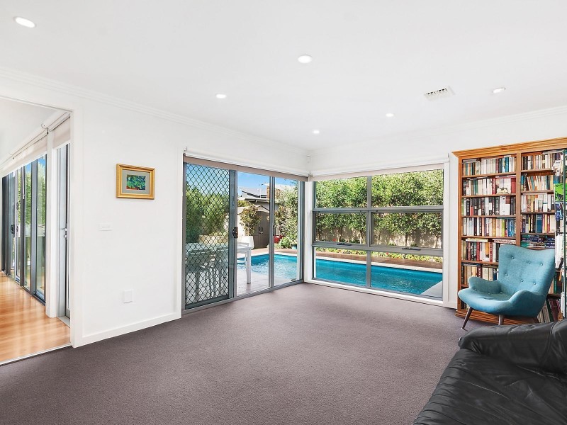 7 Ray Ellis Crescent, Forde ACT 2914