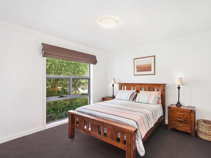 7 Ray Ellis Crescent, Forde ACT 2914