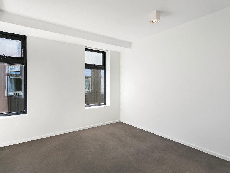 19/35 Eastlake Parade, Kingston ACT 2604