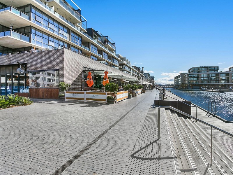 19/35 Eastlake Parade, Kingston ACT 2604