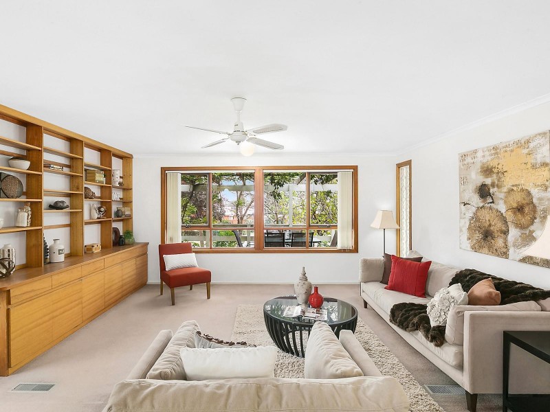 11 Beaurepaire Crescent, Holt ACT 2615