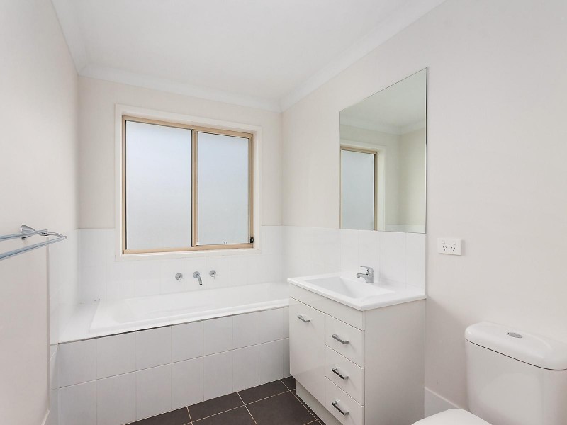 37 Bunima Crescent, Ngunnawal ACT 2913