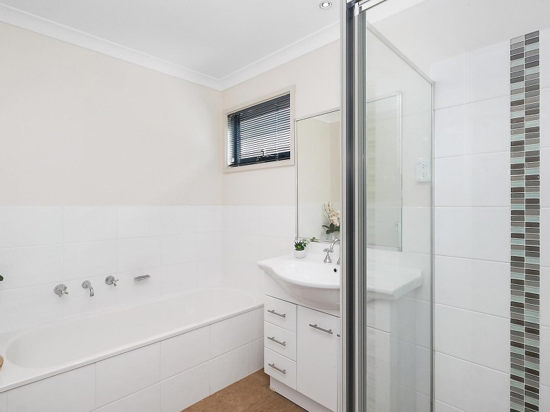 14 Glow Worm Grove, Harrison ACT 2914