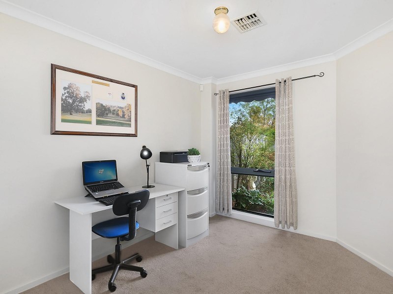 14 Glow Worm Grove, Harrison ACT 2914