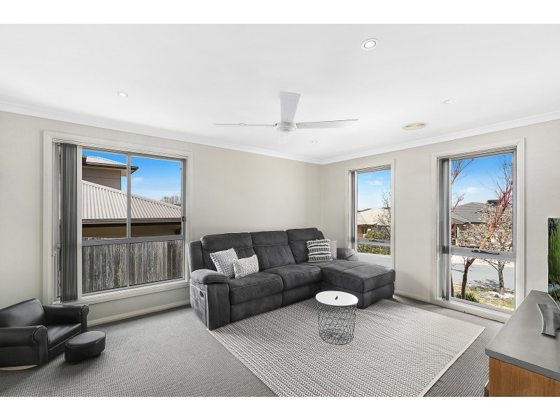 4 Dinah Street, Bonner ACT 2914