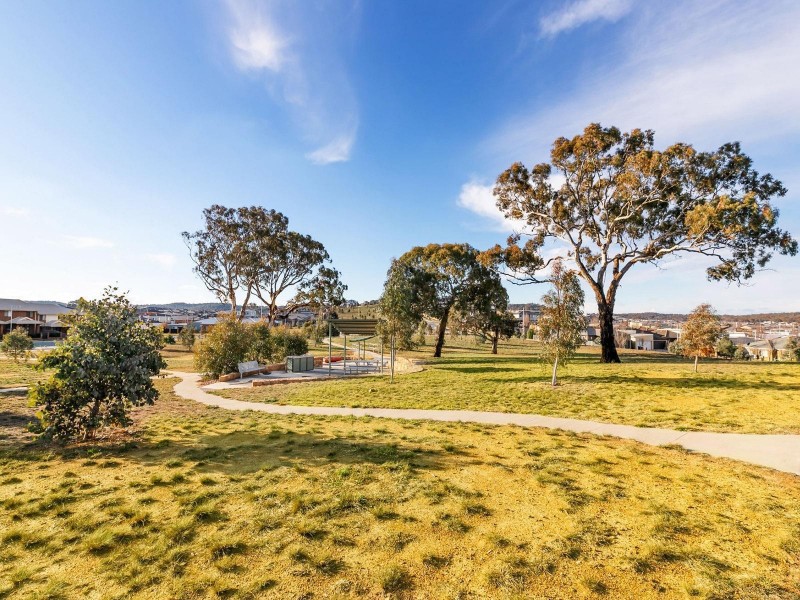 4 Dinah Street, Bonner ACT 2914