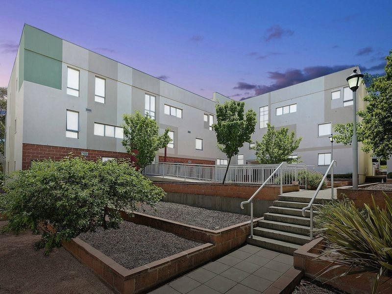 22/2 Eardley Street, Bruce ACT 2617