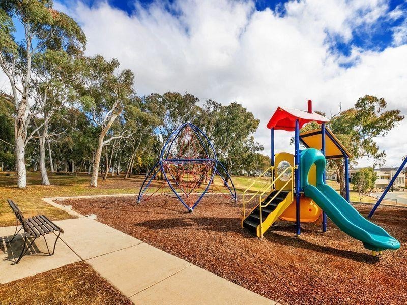 22/2 Eardley Street, Bruce ACT 2617