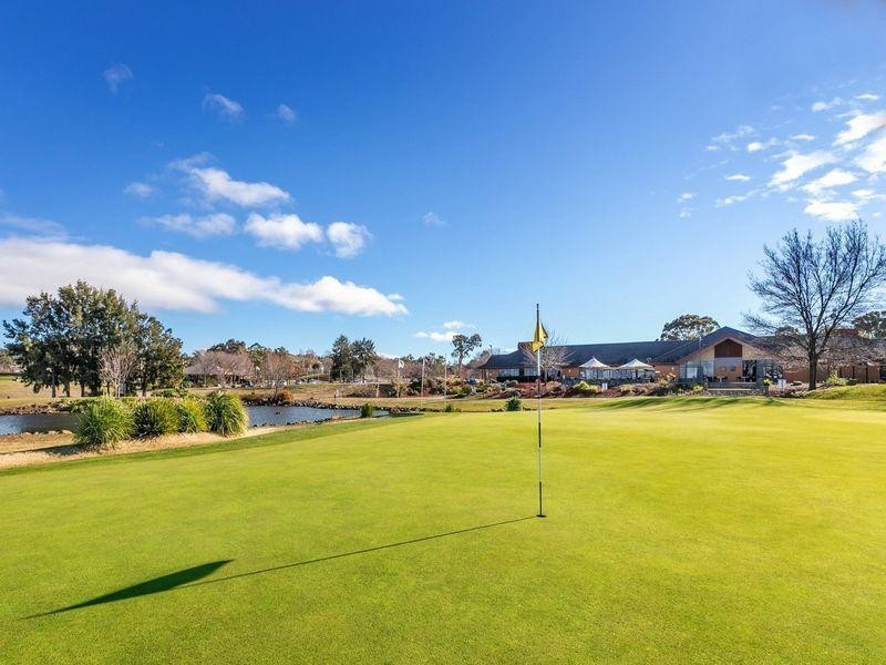 27 Sue Geh Circuit, Nicholls ACT 2913