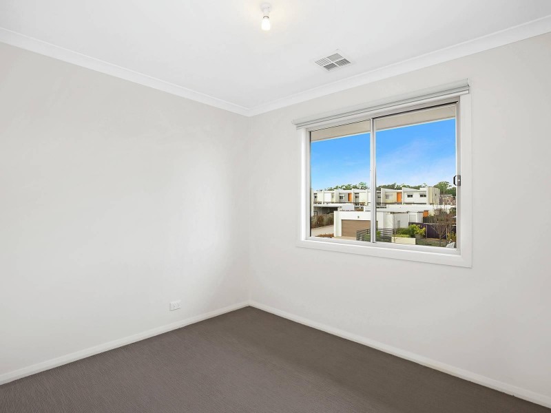 49 Stowport Avenue, Crace ACT 2911