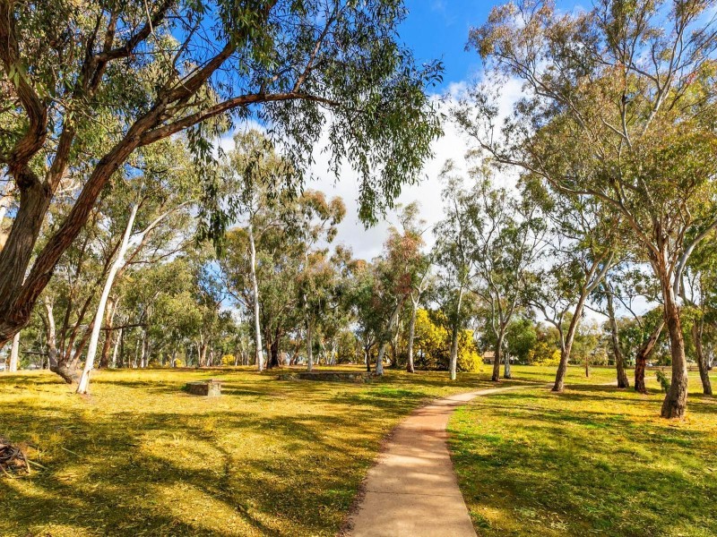 30/2 Eardley Street, Bruce ACT 2617